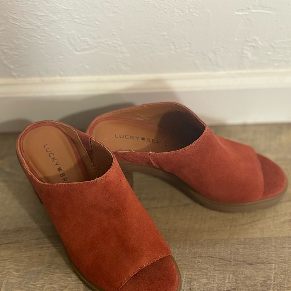 Lucky Brand Women's Orange Suede Mules